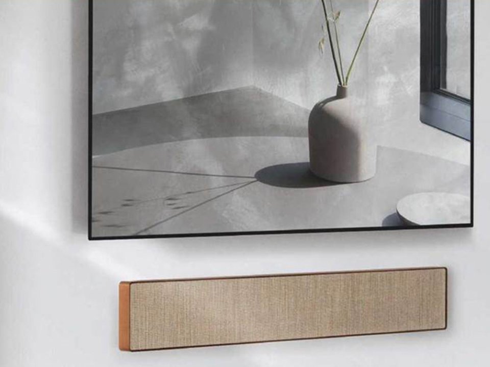 Loa B&O Beosound Stage Bronze Tone - Đánh giá chi tiết tại Piano House